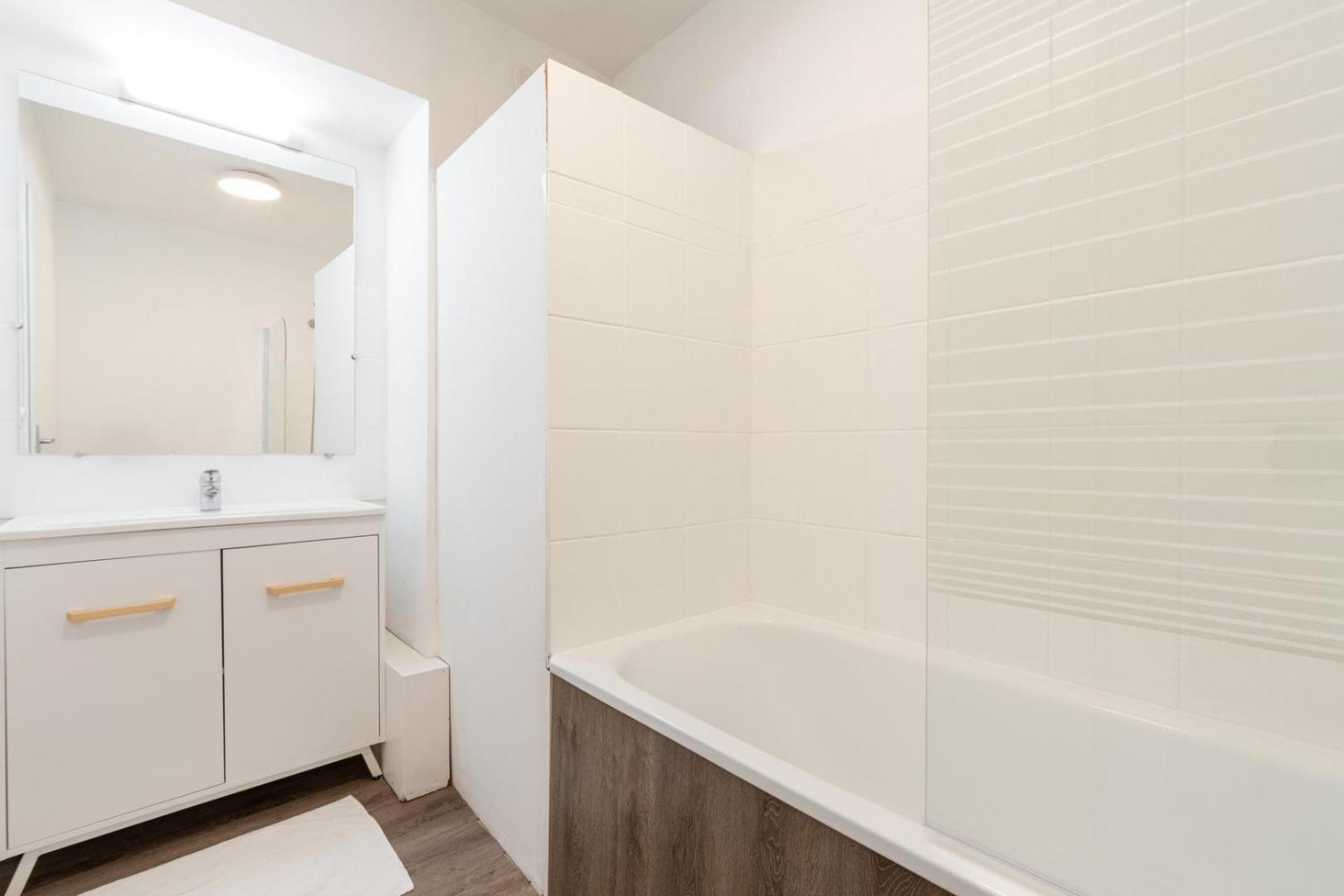 Nice Apartment Lille Balcony + Parking! Ngoại thất bức ảnh